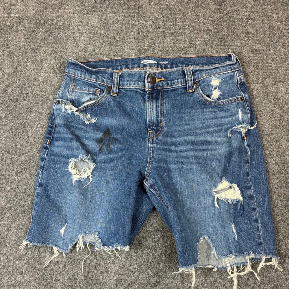Old Navy Boyfriend Mid-Rise Distressed Denim Shorts Blue Medium Wash Women 29W